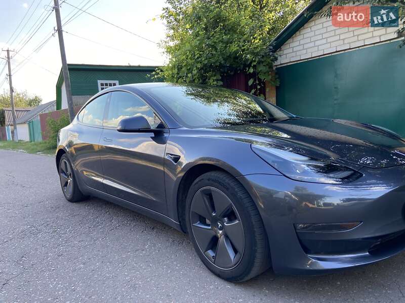 Tesla Model 3 2023