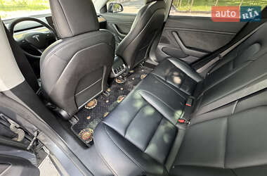 Седан Tesla Model 3 2018 в 