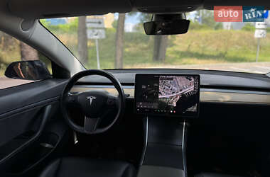 Седан Tesla Model 3 2018 в 