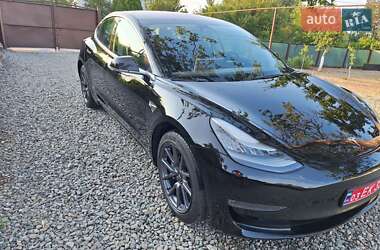 Седан Tesla Model 3 2018 в 