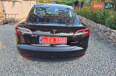 Седан Tesla Model 3 2018 в 