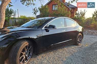 Седан Tesla Model 3 2018 в 