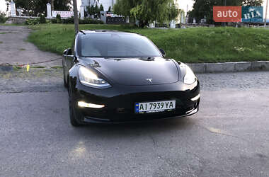 Седан Tesla Model 3 2019 в 