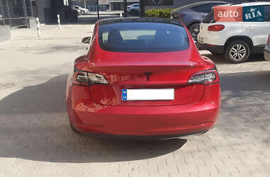 Седан Tesla Model 3 2019 в 