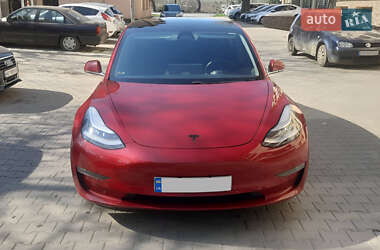 Седан Tesla Model 3 2019 в 