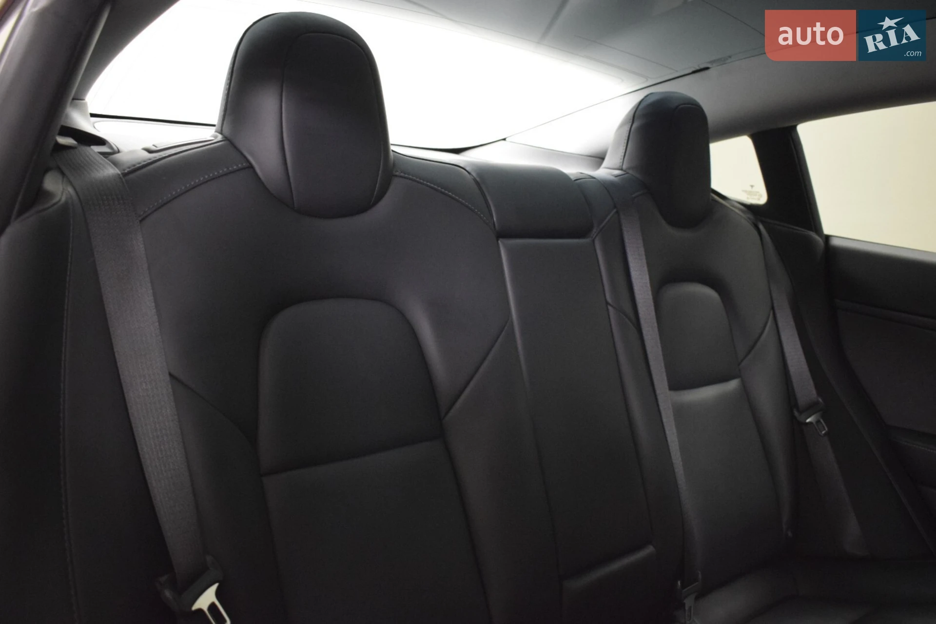 2019 Tesla Model 3 - мініатюра 9