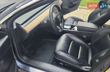 Седан Tesla Model 3 2019 в 