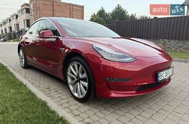 Седан Tesla Model 3 2018 в 