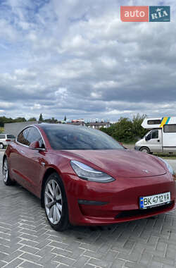 Седан Tesla Model 3 2019 в Ровно