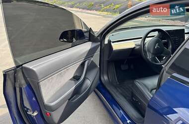 Седан Tesla Model 3 2018 в 