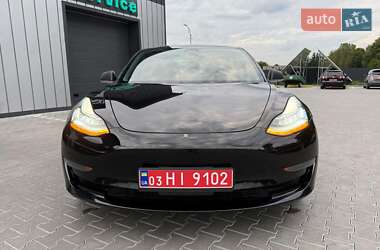 Седан Tesla Model 3 2019 в 