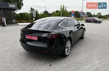 Седан Tesla Model 3 2019 в 