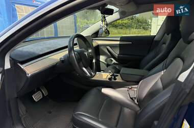 Седан Tesla Model 3 2018 в 