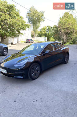 Седан Tesla Model 3 2021 в Полтаві