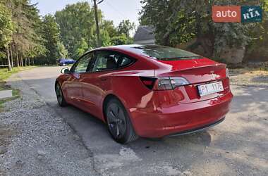 Седан Tesla Model 3 2023 в 