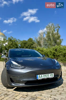 Седан Tesla Model 3 2018 в 