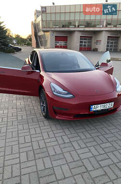 Седан Tesla Model 3 2018 в 
