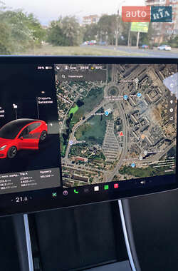 Седан Tesla Model 3 2018 в 