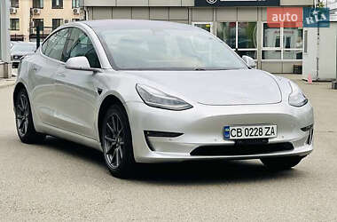 Седан Tesla Model 3 2018 в 