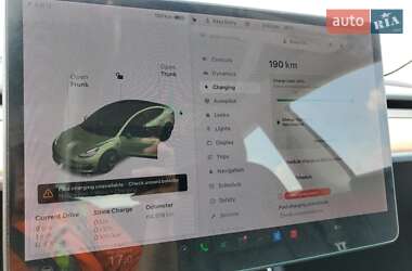 Седан Tesla Model 3 2020 в 