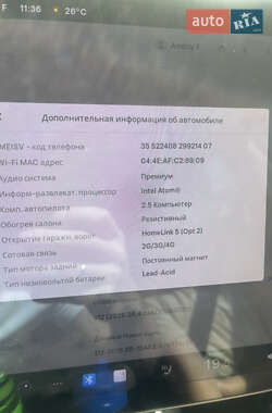 Седан Tesla Model 3 2019 в 