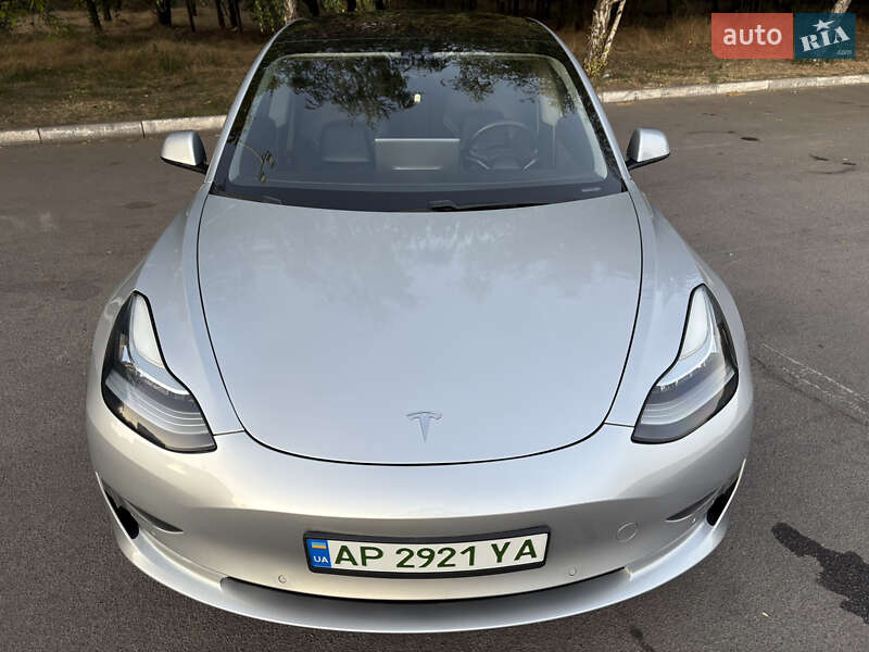 Седан Tesla Model 3 2018 в Запоріжжі