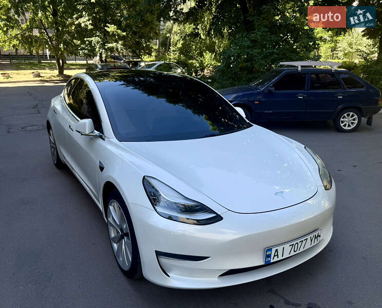 Tesla Model 3 2019