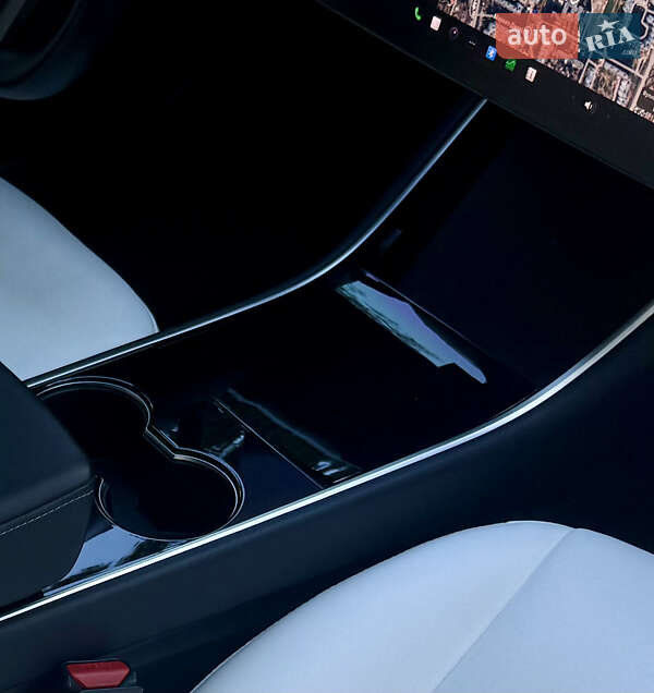 Седан Tesla Model 3 2019 в Білій Церкві