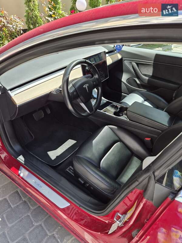 Седан Tesla Model 3 2019 в Тернополі фото 7 Седан Tesla Model 3 2019 в Тернополі