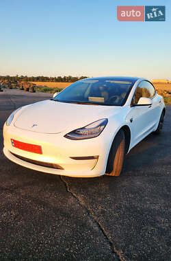 Седан Tesla Model 3 2020 в Одессе