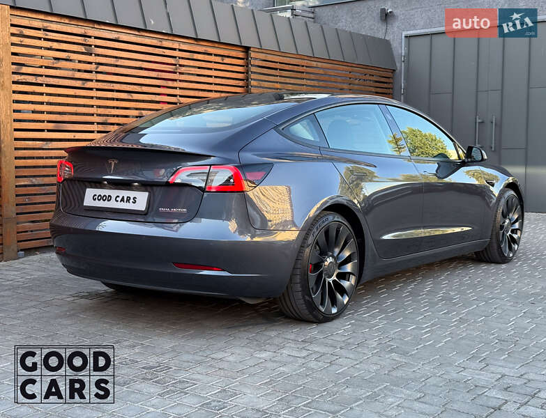 Седан Tesla Model 3 2022 в Одессе