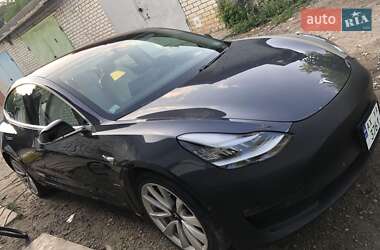 Седан Tesla Model 3 2018 в Харкові