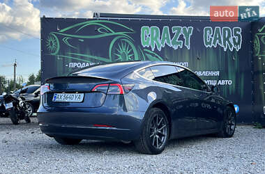Седан Tesla Model 3 2019 в 