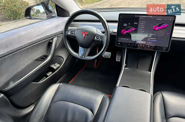 Седан Tesla Model 3 2017 в 