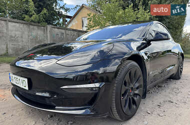 Седан Tesla Model 3 2017 в 