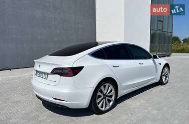 Седан Tesla Model 3 2019 в Львове