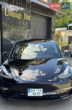 Седан Tesla Model 3 2023 в 