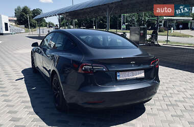 Седан Tesla Model 3 2023 в Полтаве