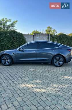 Седан Tesla Model 3 2019 в 
