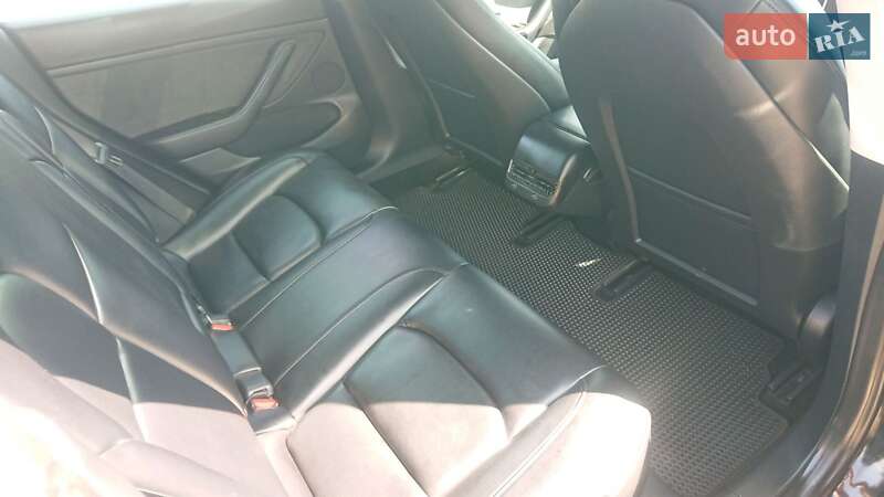 Седан Tesla Model 3 2022 в Ивано-Франковске фото 3 Седан Tesla Model 3 2022 в Ивано-Франковске