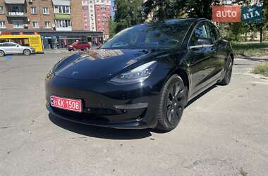 Седан Tesla Model 3 2019 в 