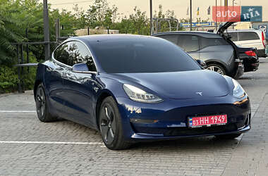 Седан Tesla Model 3 2018 в 