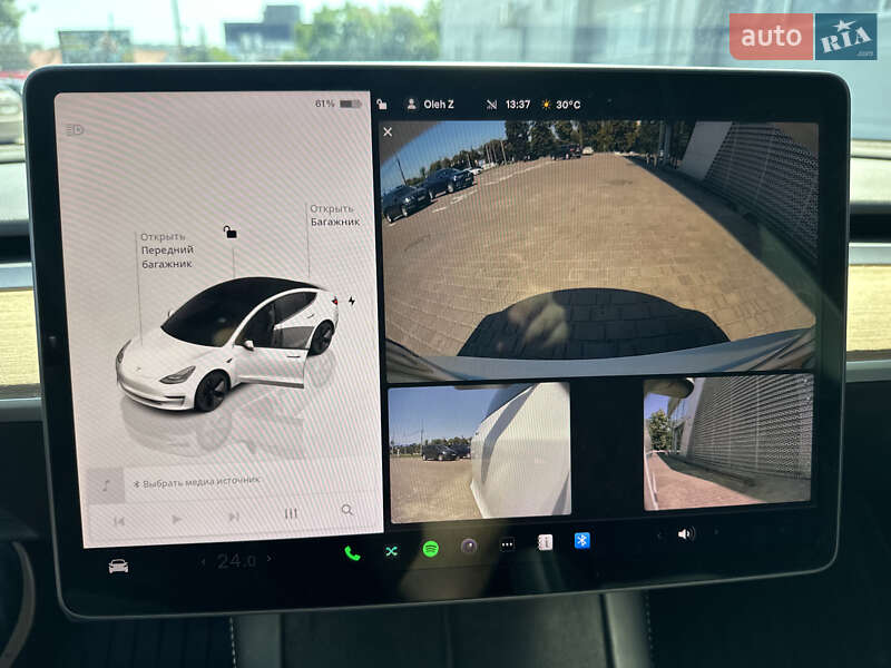 Седан Tesla Model 3 2022 в Львові