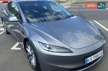 Седан Tesla Model 3 2024 в Харькове