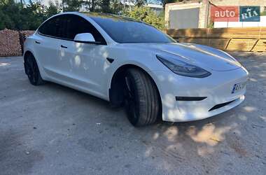 Седан Tesla Model 3 2019 в 