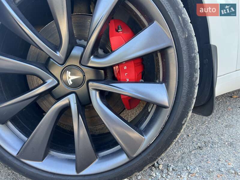 Седан Tesla Model 3 2019 в Білій Церкві