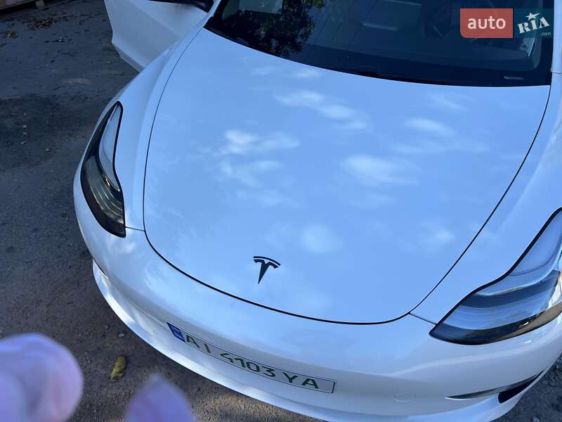 Седан Tesla Model 3 2019 в Білій Церкві