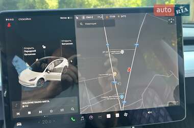 Седан Tesla Model 3 2019 в 