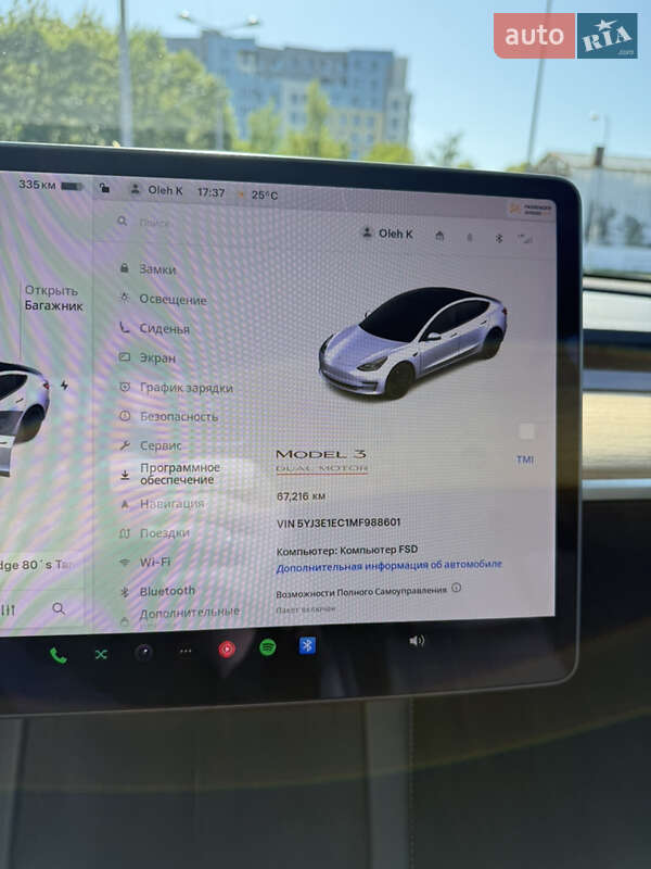 Седан Tesla Model 3 2021 в Львові