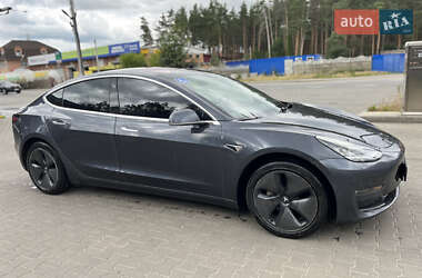 Седан Tesla Model 3 2018 в Києві